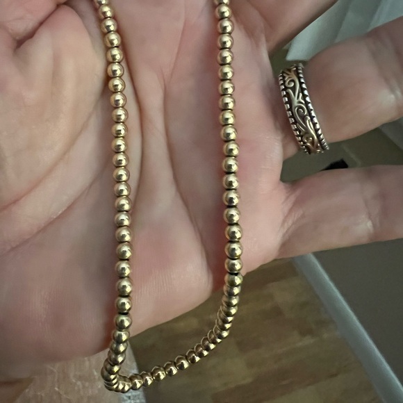 14k Elegant Gold Beaded Necklace! - Picture 3 of 3